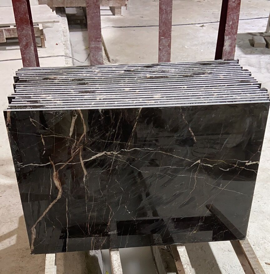 Noir St Laurent Premium Building Material Marble for Bookmatch Effect Tiles/Slabs Hospitality Design