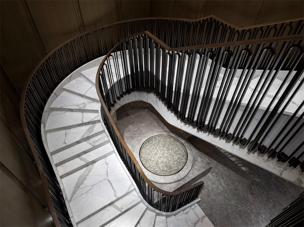 Modern Villa and Luxury Hotel Design Luxury White Stone Natural White Marble Spiral Stair Treads for Interior Apartment Decoration