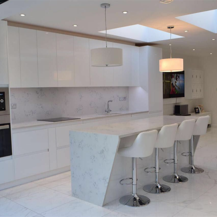 Carrara Marble-Looking Veined Quartz Stone Slab for Countertop