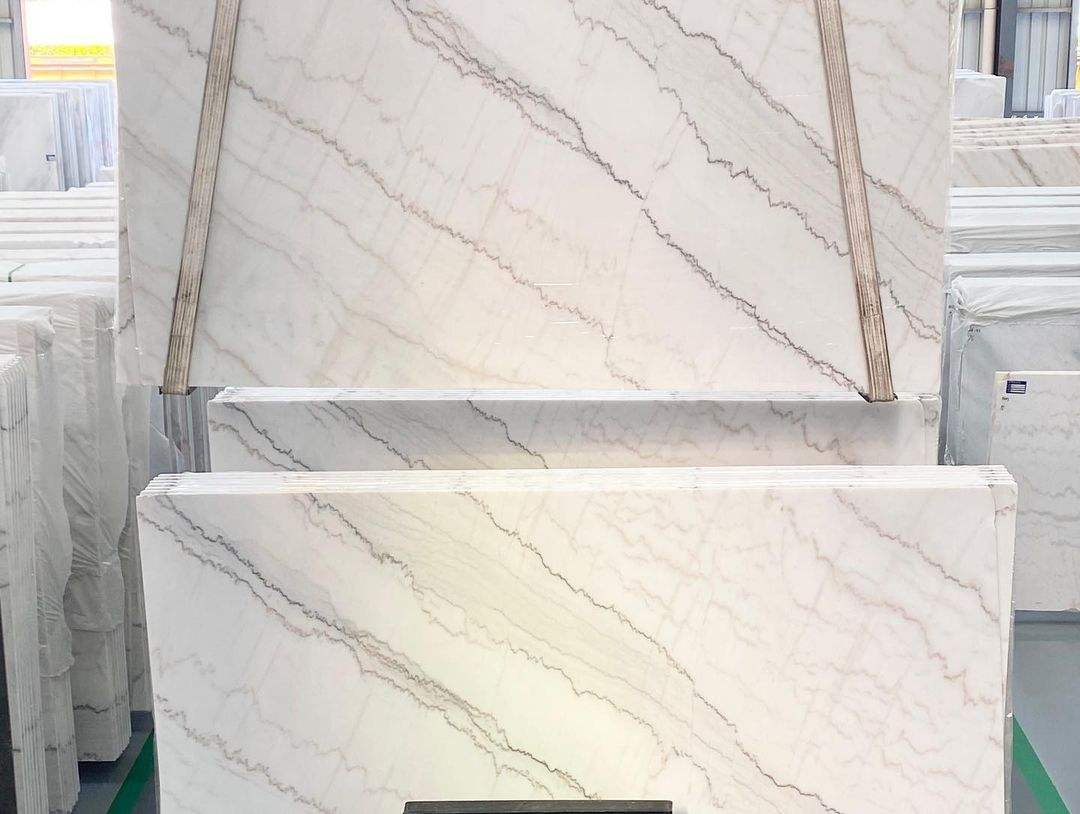 Guangxi White Marble Bookmatch Slabs China Bianco Carrara Marble