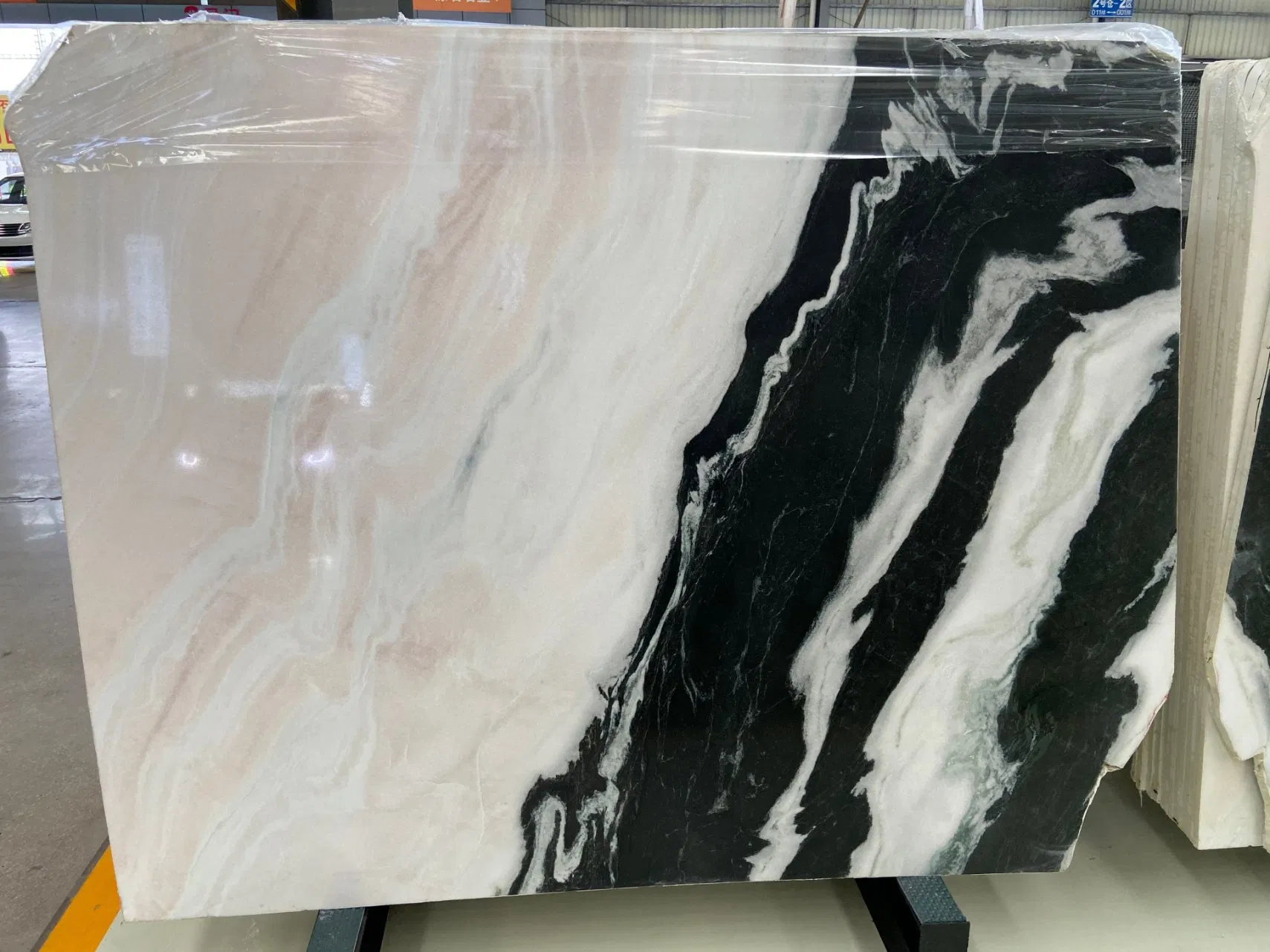 Natural Building Material Panda White Marble Bookmatch for Luxury Special Designs