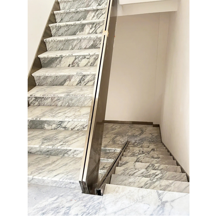 Custom Luxury Marble Calcutta Arabescato Italian White Marble Stair Step Marble Tread