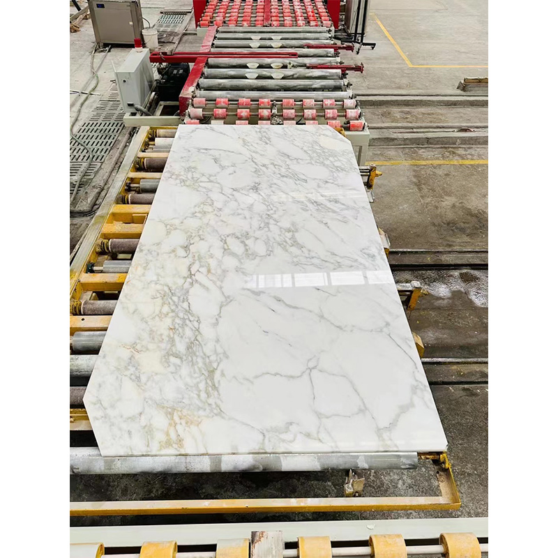 Natural Stone Polished/Honed Oriental Calacatta White/Grey/Gold Marble for Floor/Wall Slabs/Tiles/Countertops/Stairs/Sills/Column/Mosaic Interiors Decoration