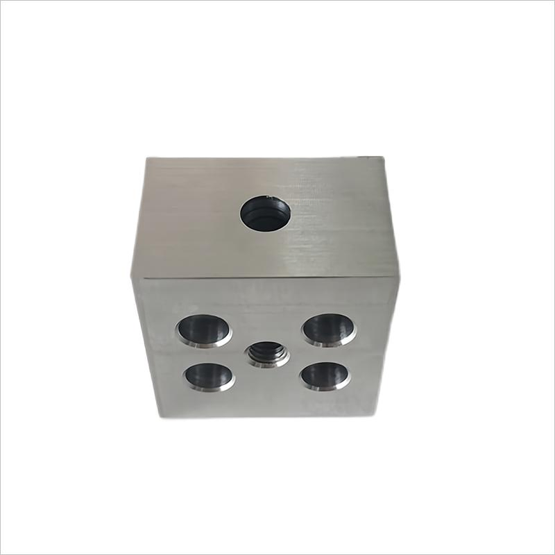 CNC High Precision Non Standard Machining Turning Milling Drilling Metal Components