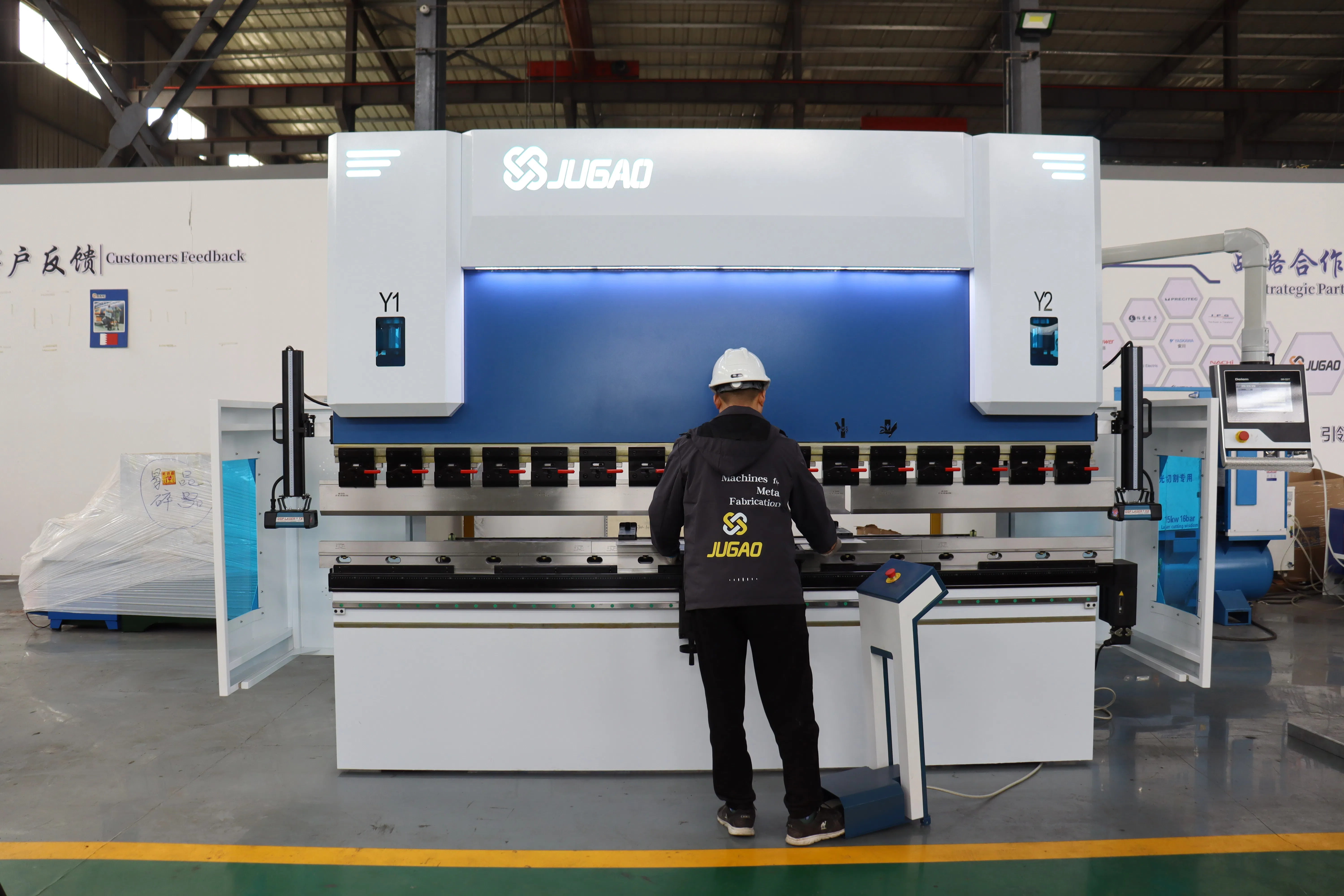 Advanced CNC Press Brake Machine for High-Volume Production Needs