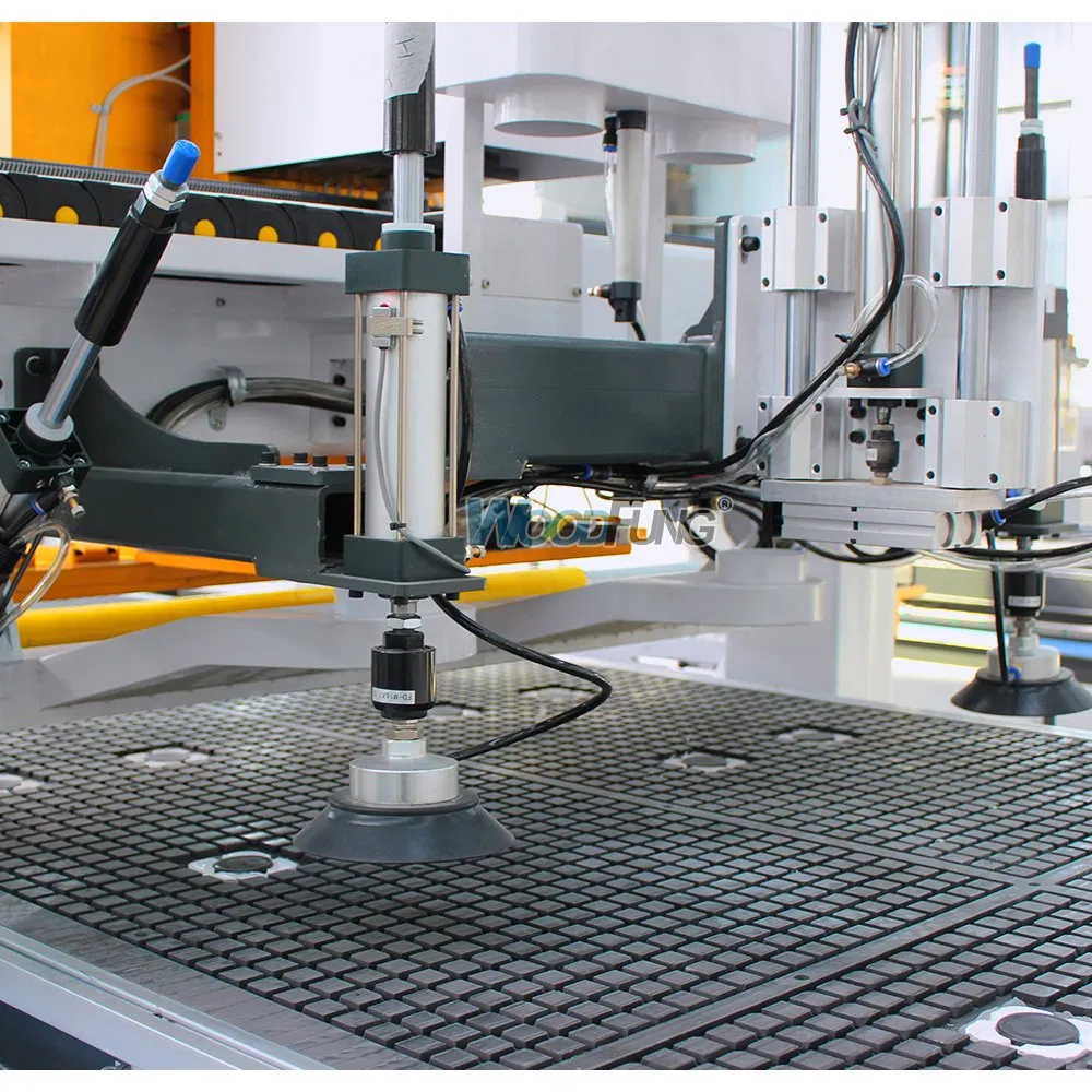 Automatic Tool Change (ATC) Wood CNC Router Machine with Syntec Motor for High-Volume Furniture Components MDF Door Production