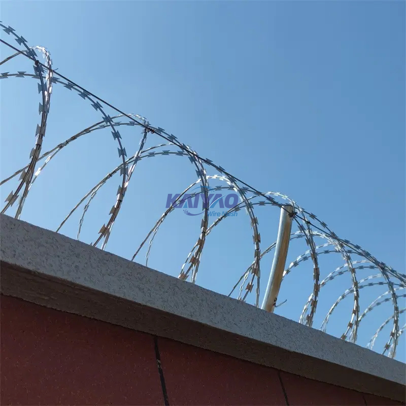 Triple Coil Razor Barbed Wire Blade System for High-Risk Areas