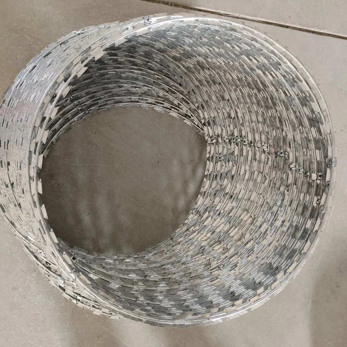 Juyong Stainless Helical Barrier System for Power Station Security