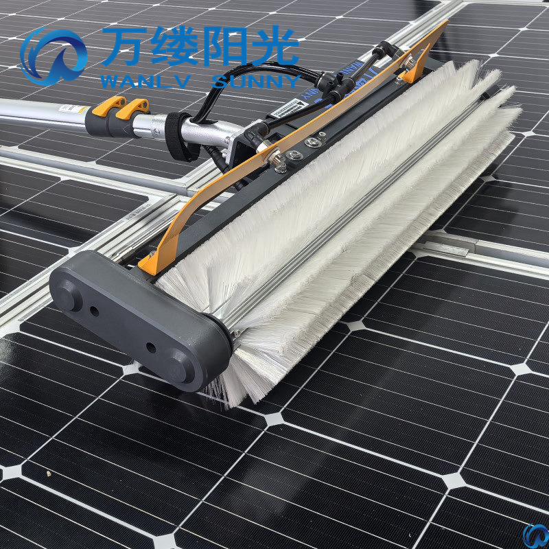 High-Pressure Rolling Solar Panel Cleaning Brush Battery-Powered Wet- Dry Cylinder Cleaner Machine
