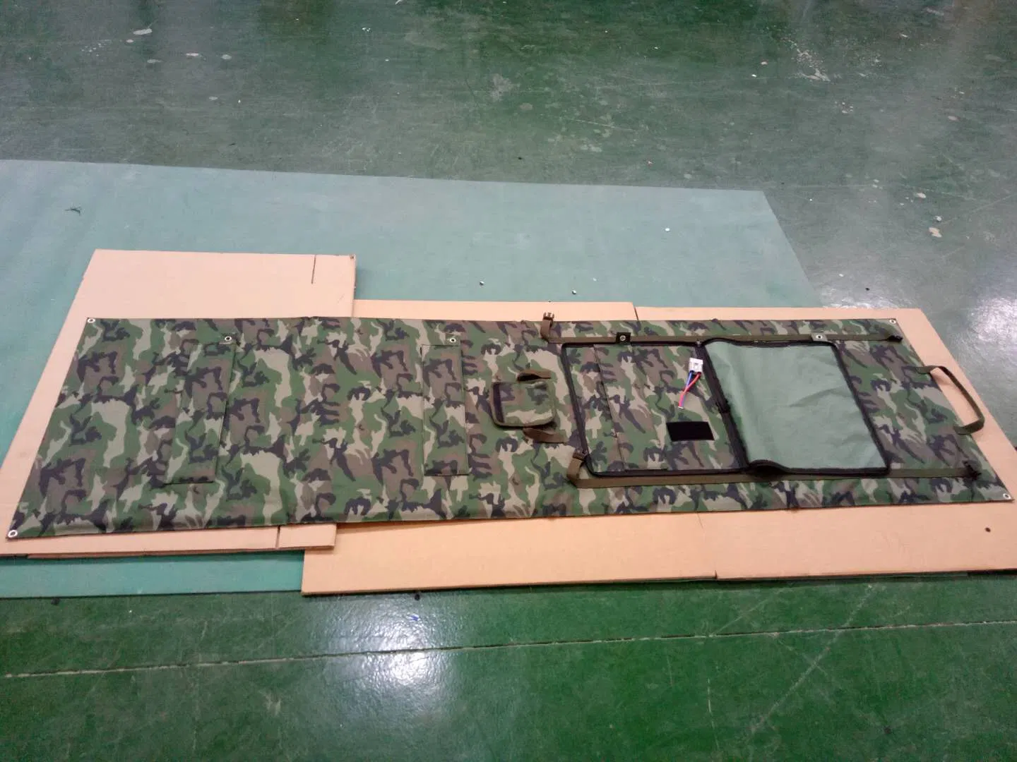 200W Portable Folding Solar Panel Blanket Charger for Outside Electricity