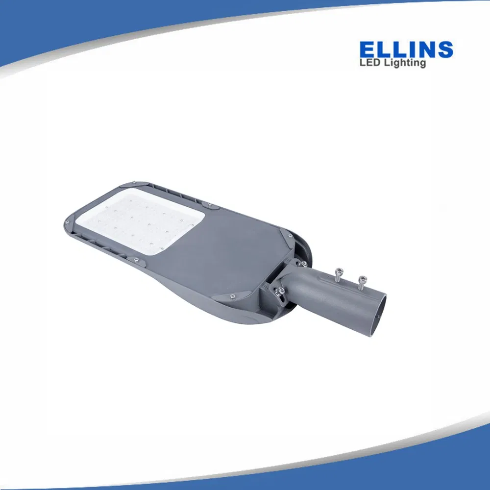 Smart LED Street Light Solar Power LED Roadway Lamp with Gateway and IoT System