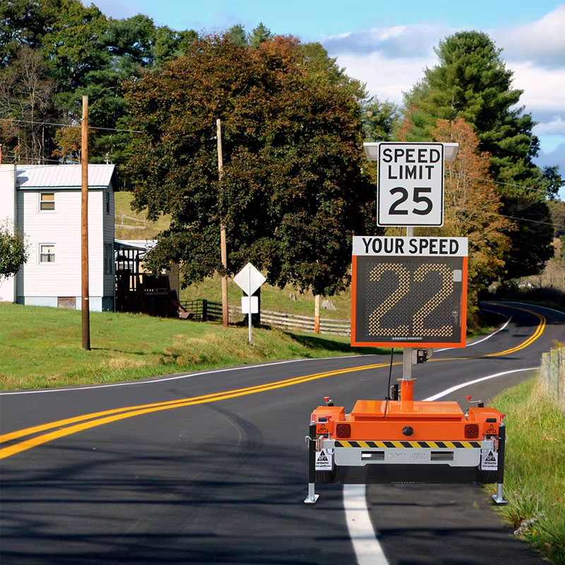 Compact Solar Radar Trailers for Speed Limit Monitoring
