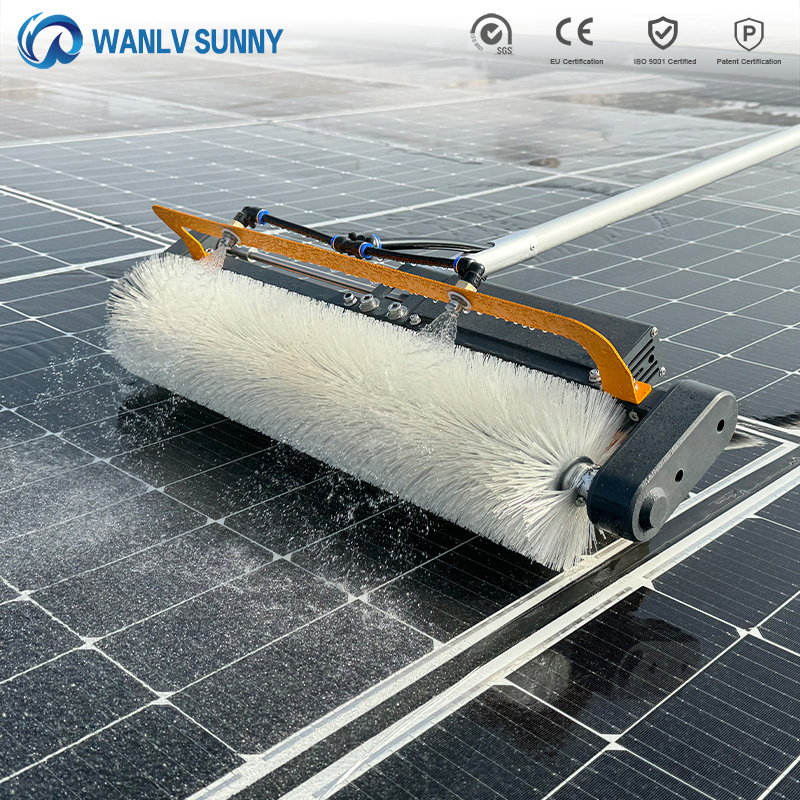 High-Pressure Rolling Solar Panel Cleaning Brush Battery-Powered Wet- Dry Cylinder Cleaner Machine