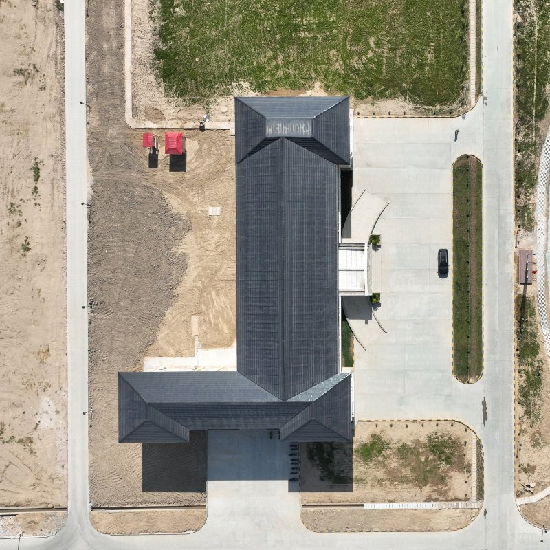 Solar Panel Glass 530-555W Solar Energy Photovoltaic Panel with Certificate Use for Roof Solar Panel Tile