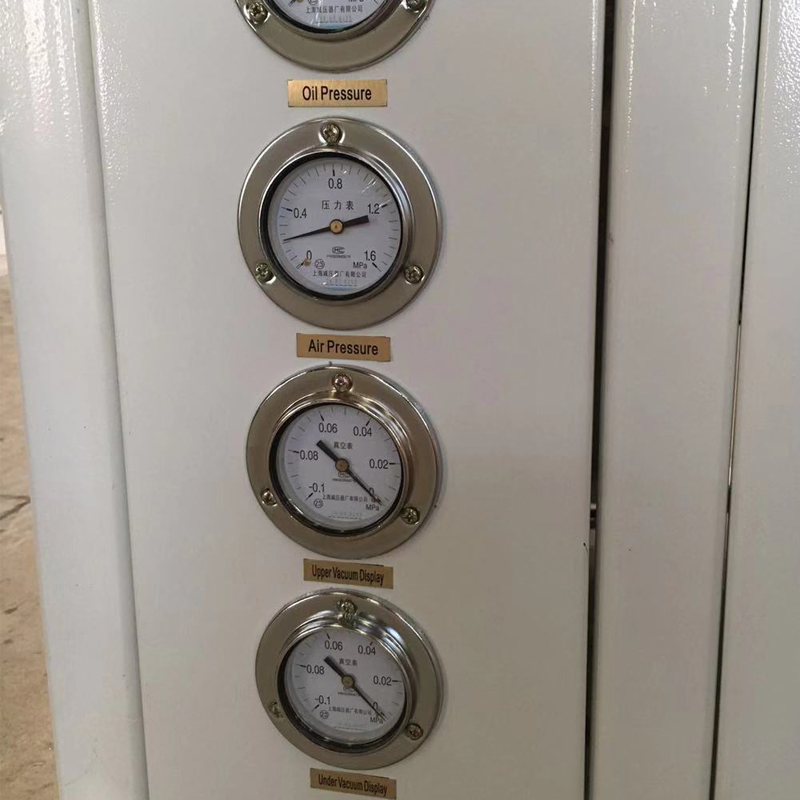 Solar Panel Making Machine PV Module Oil Heating Vacuum Laminating Machine