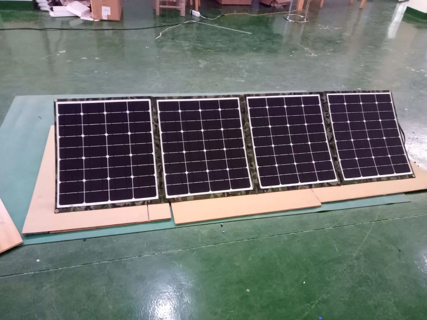 200W Portable Folding Solar Panel Blanket Charger for Outside Electricity