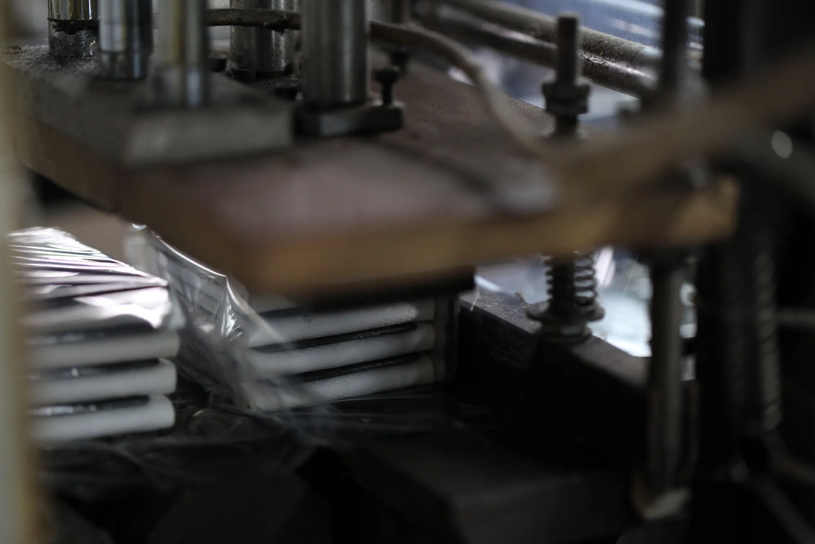 2V 2000Ah Long Life Stationary Battery, Premium Power Solution for MW-Level Solar Farms &amp; Microgrids