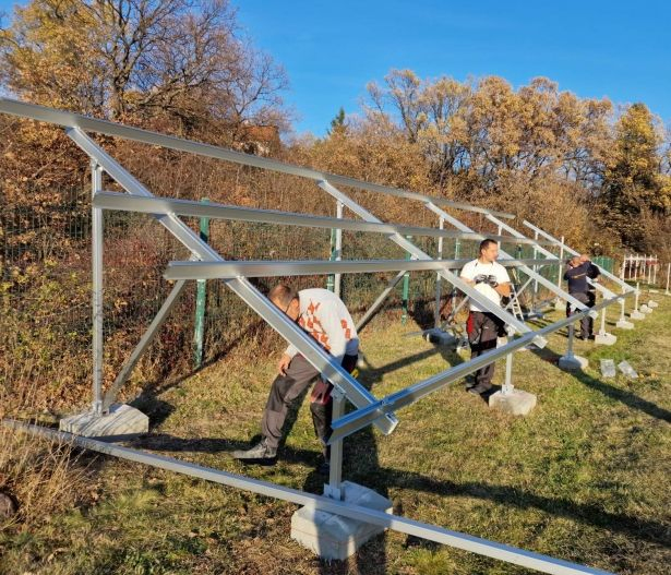 Solar PV Ground Mounting Solar Panel Bracket Pole Mount