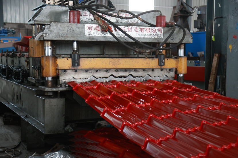 New Zealand Coated Steel Roof Tiles Solar Shingles Tin Roofing for Ghana Office Building