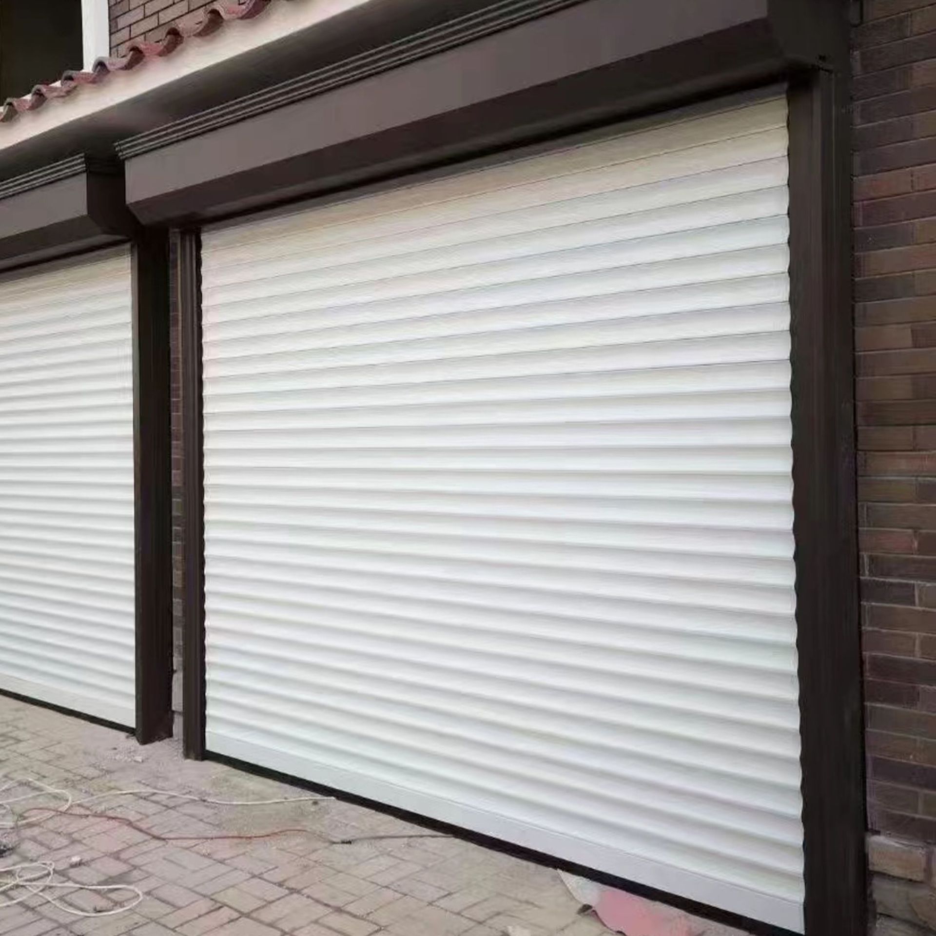 Automatic Stainless Steel Rolling Roll-up Security Garage Doors Windproof Feature Finished Aluminum Roller Shutter Door