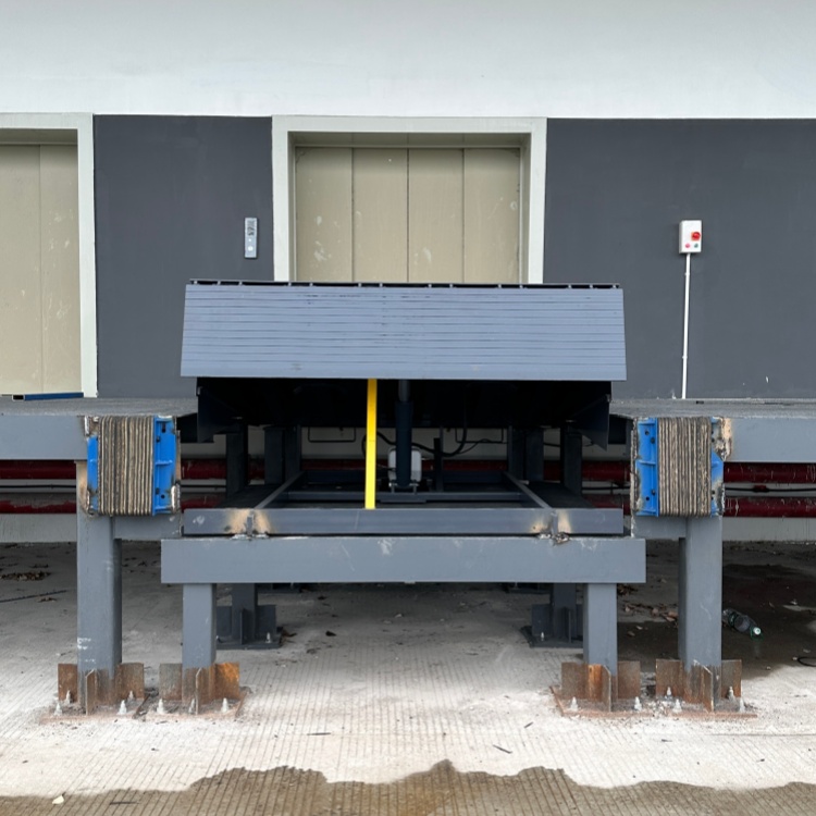 No Pit Required Heavy Duty Hydraulic Dock Leveler Steel Structure Warehouse Loading Dock Equipment for Truck &amp; Container