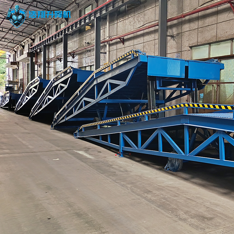 Industrial Mobile Dock Ramp Loading Ramp Equipment For Warehouse Factory Logistics Yard Container Loading System
