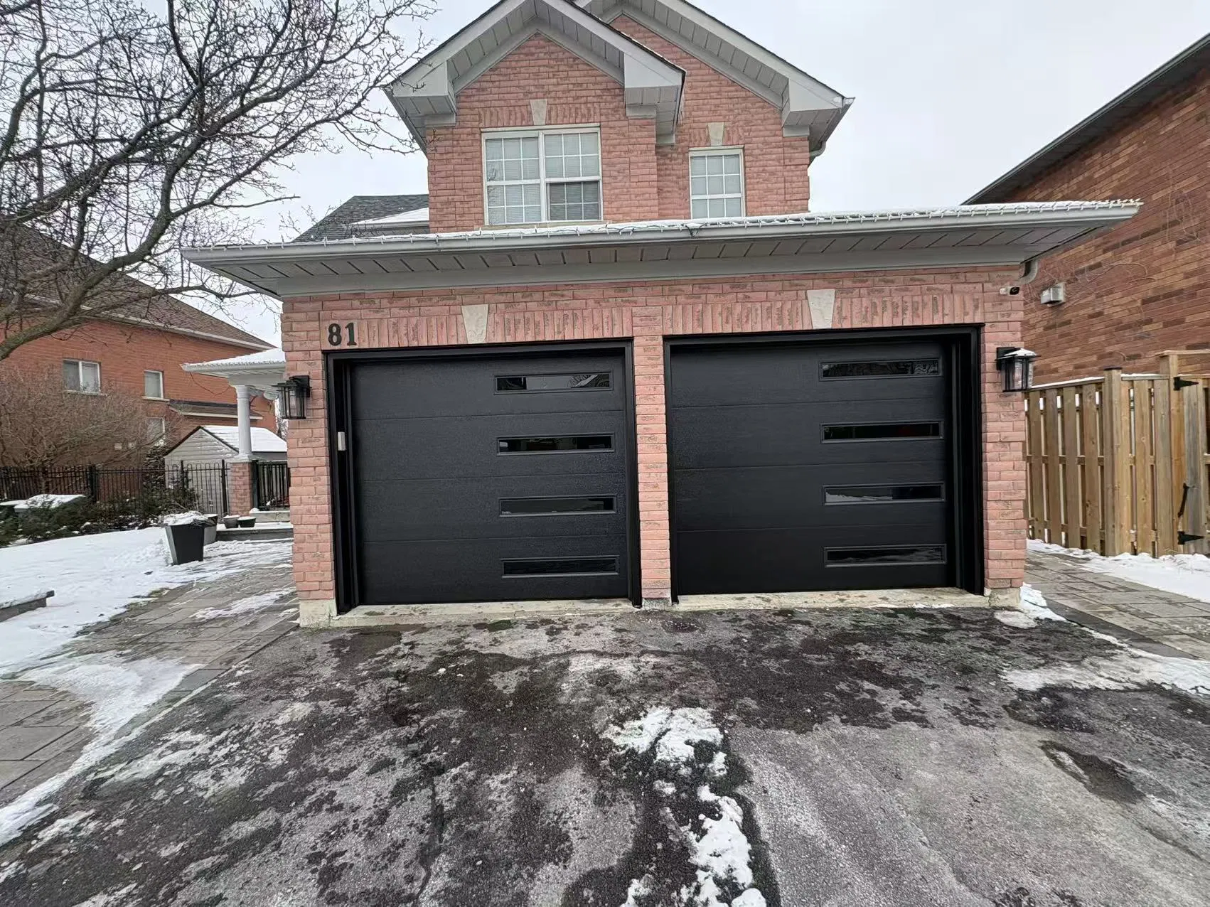 Excellent Quality Insulated Residential Garage Door Made on Fully Automatic Production Line