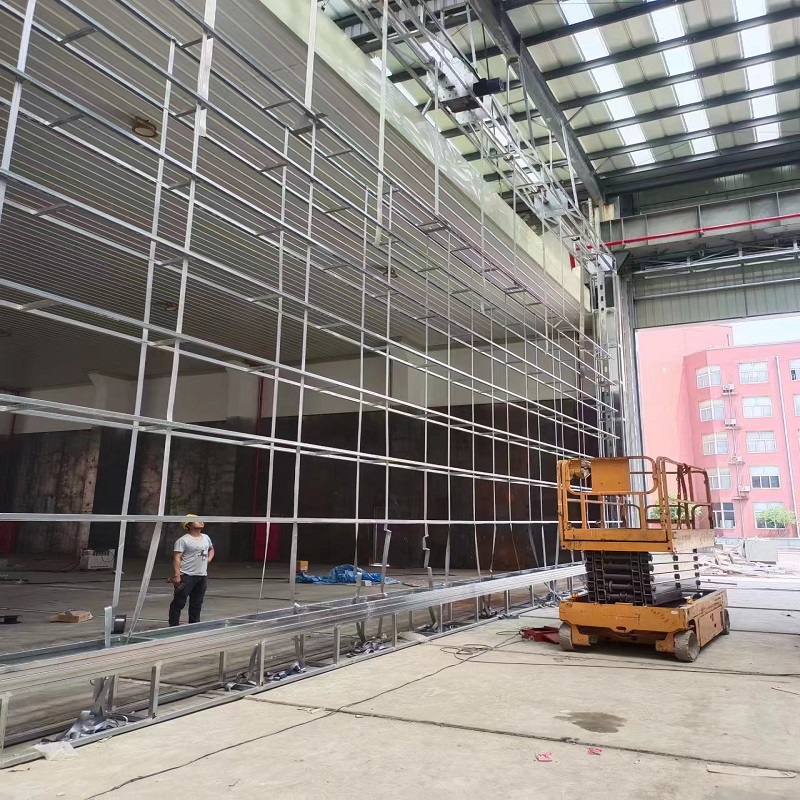 Industry High Speed Stacking Fold up Hangar Doors Flexible Lift Gate With Rational Layout