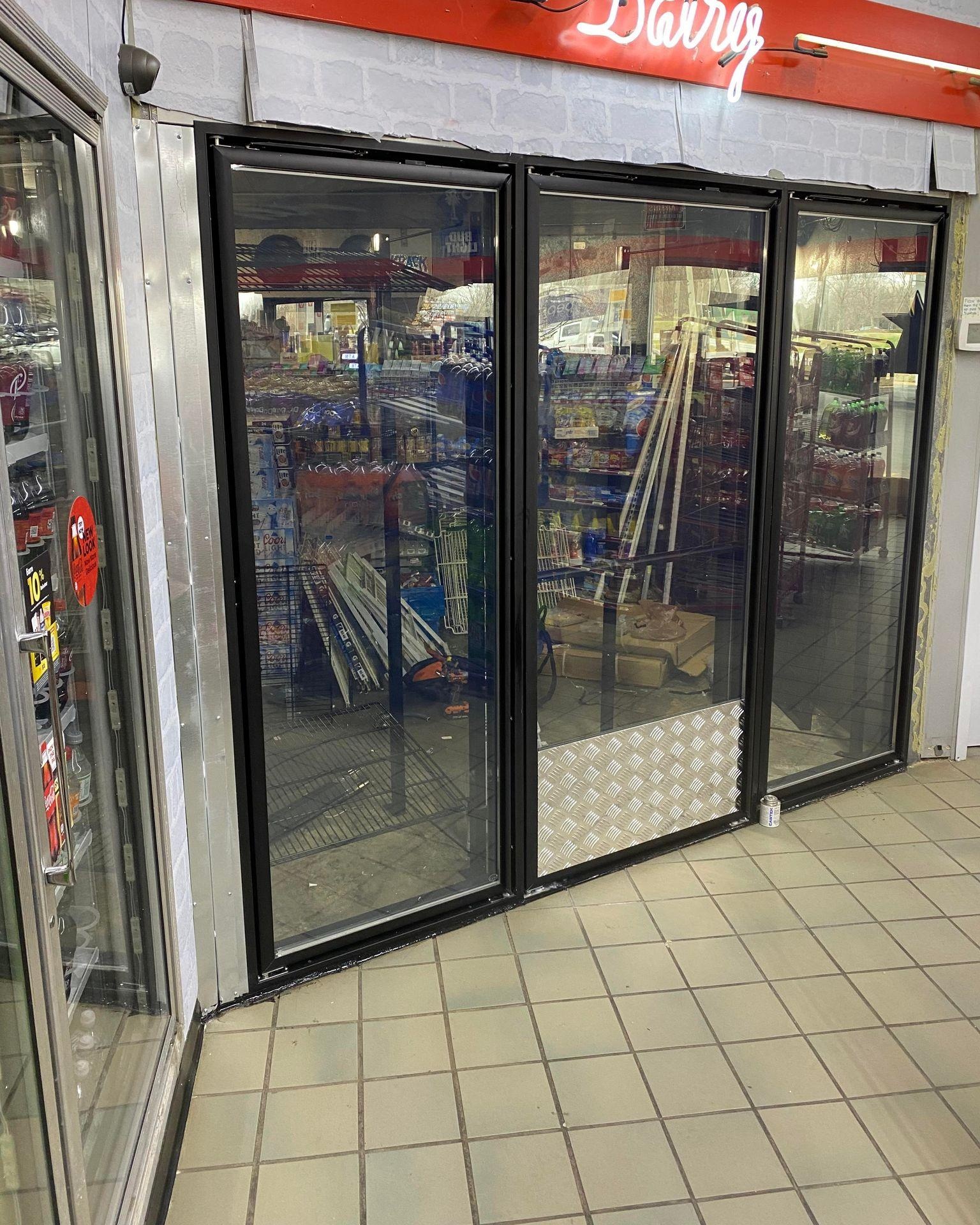 Display Glass Door