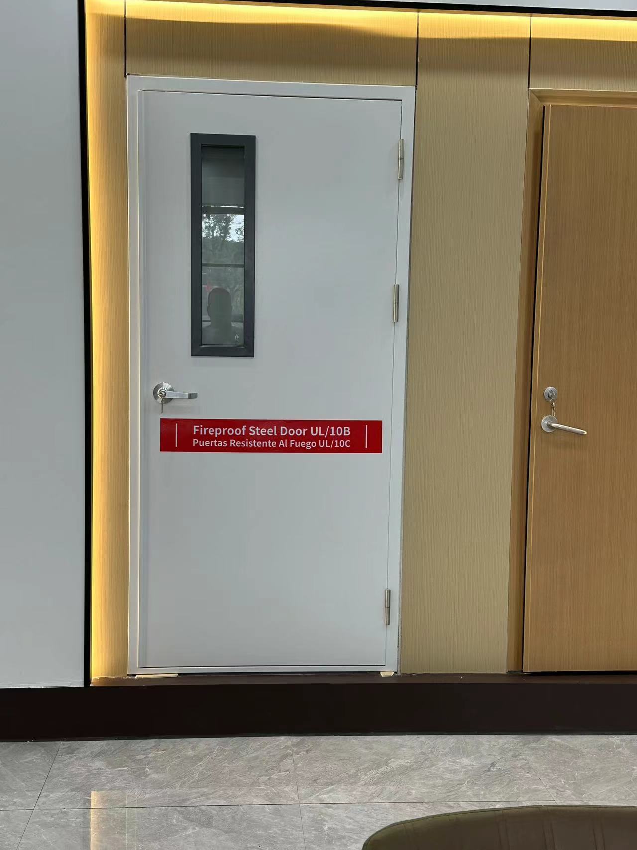 China Manufacturer Galvanized Steel Fire Rated Security Door Black and White Painting Single Fire Front Entry Door for House