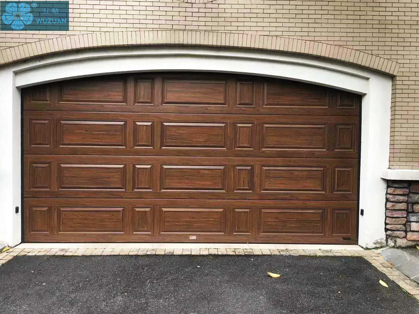 Modern Automatic Aluminium Electric Sliding Overhead Sectional Garage Door Galvanized Steel Metal Insulated PU Panel Garage Door Residential Door Home Door
