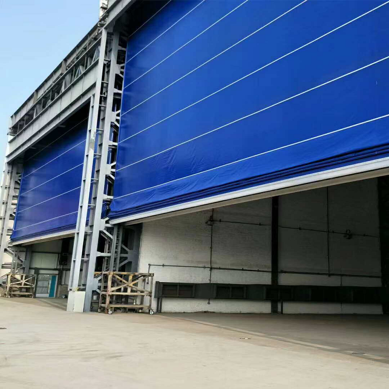 Industry High Speed Stacking Fold up Hangar Doors Flexible Lift Gate With Rational Layout
