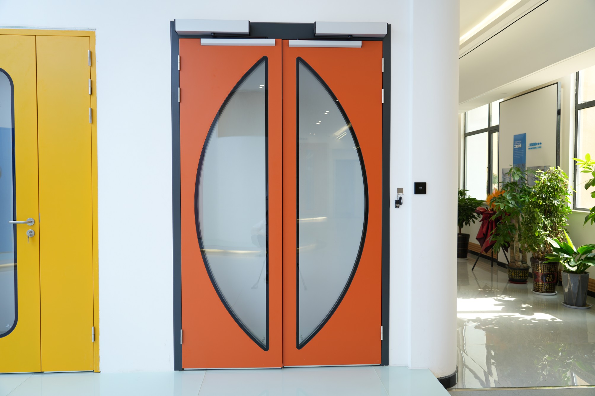 Wholesale Fire-Rated Steel Door Automatic Safety Eixt Hospital Door with VIewing Window Interior Use