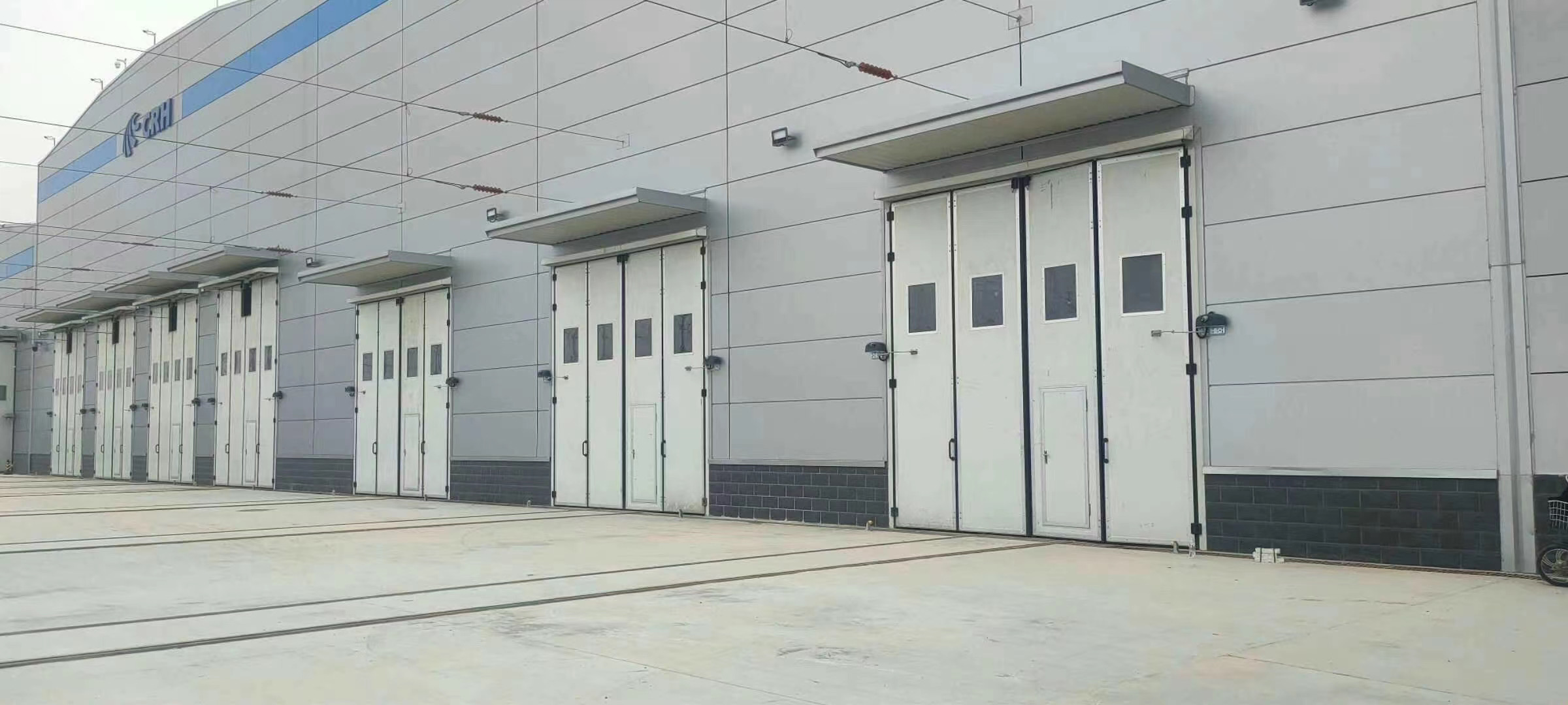 High speed door feature 2