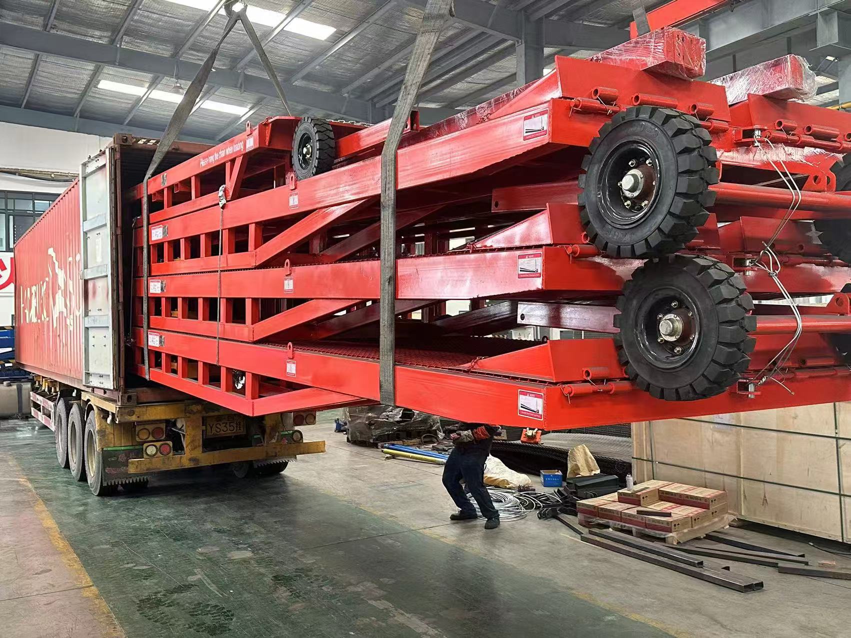 Heavy Duty Steel Loading Dock Ramp for Container Loading Cargo &amp; Storage Equipment Parts Factory Outlet
