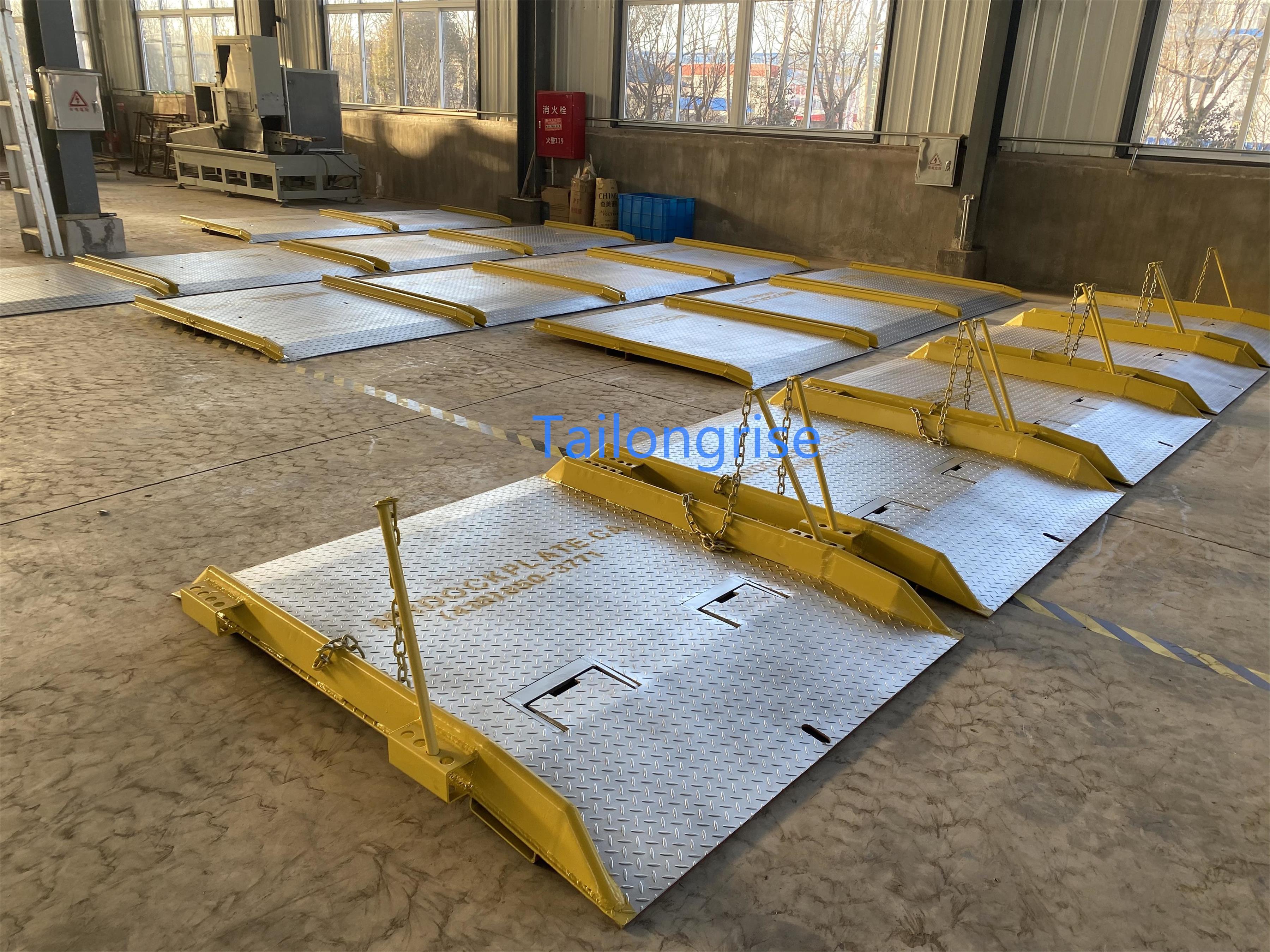 Steel Loading Dock Container Ramp With Handle/Loading Dock Equipment Heavy Duty Steel Truck Dock Board