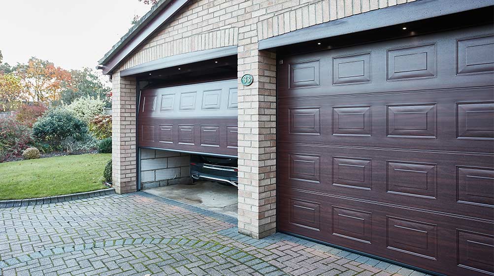 Custom Aluminum Automatic Garage Door Sectional Remote-Controlled Motorized Driveway Garage Doors