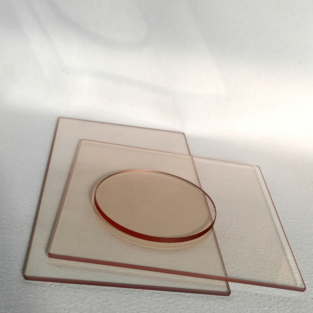Custom 4mm 5mm Tempered Black Ceramic Glass Heat-resistant Transparent CE Certified Solar Fireplace Door &amp; Wood Stove