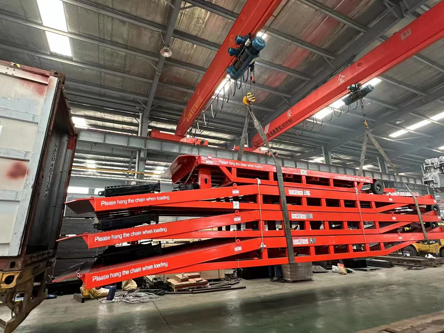 Heavy Duty Steel Loading Dock Ramp for Container Loading Cargo &amp; Storage Equipment Parts Factory Outlet