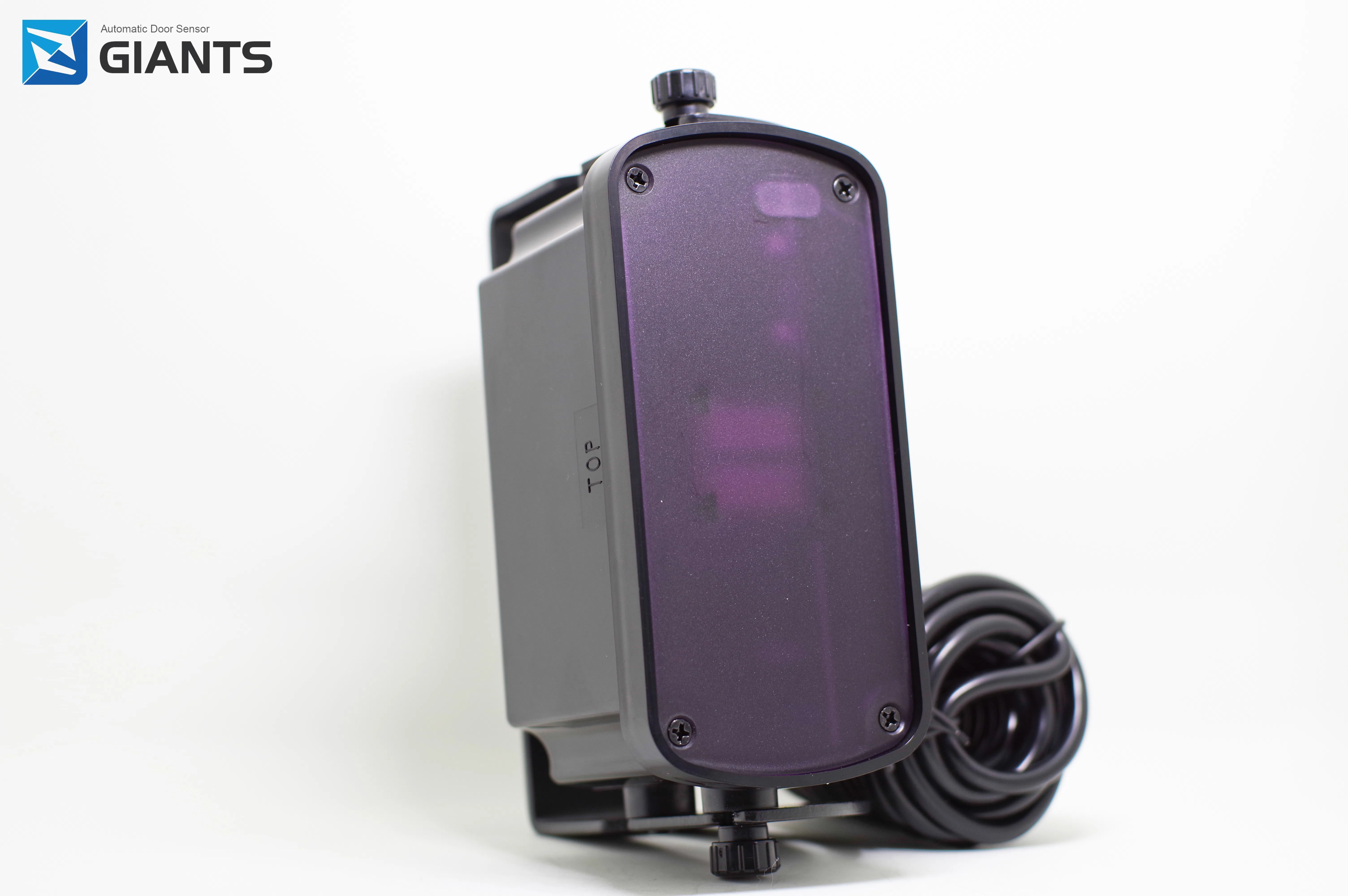 Smart Microwave Radar Sensor for Industrial Door Automation