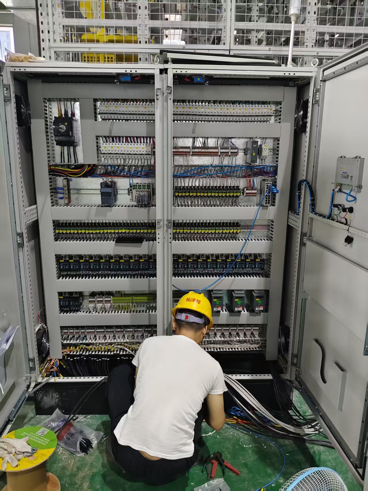 Automated Storage and Retrieval System (ASRS) for Warehouse Management Intelligent Solutions for Smart Warehousing