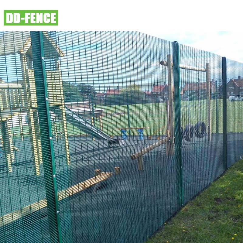 Wholesale Price Anti Climb Industrial Security Fence and Iron Gate System