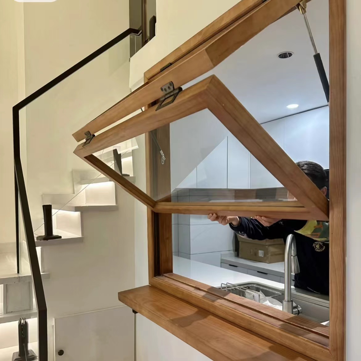 folding window