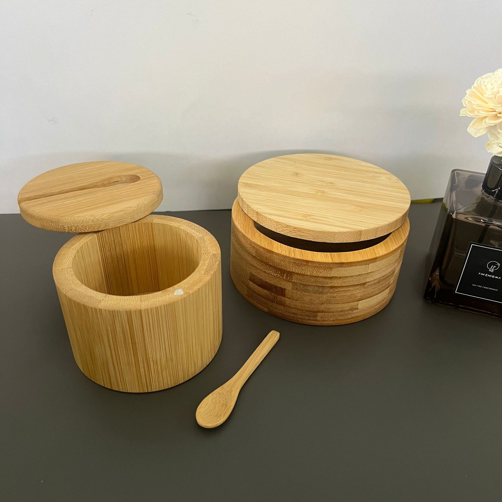 3 Compartment Round Salt Container Bamboo Salt Cellar Kitchen Spice Pepper Seasoning Salt Box with Swivel Magnetic Lid