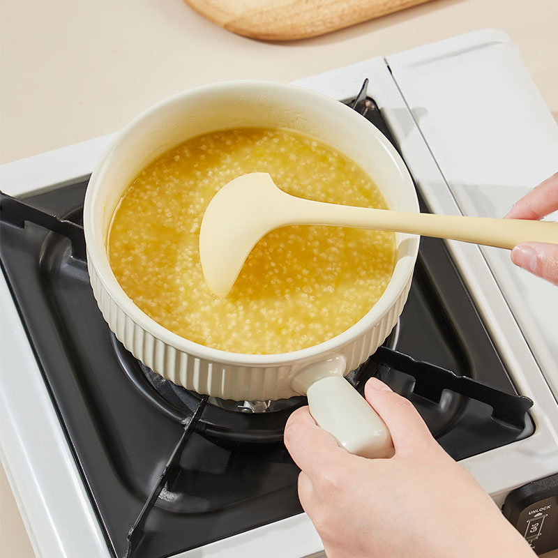 Eco-Friendly Kitchen Utensils Set Heat Resistant Bamboo Spatula Ladle Spoon Turner Non-Stick Cooking Tools Food Grade Silicone