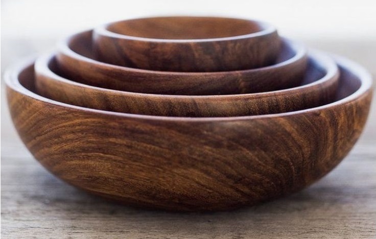 Acacia Wood Salad Bowl Detail 2