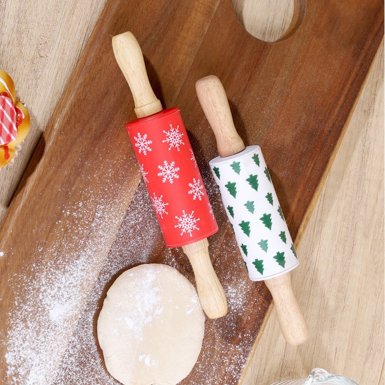Children's Design Wooden Embossing Rolling Pin Mini Playdough Rolling Tool for Kids for Christmas Pastry Board