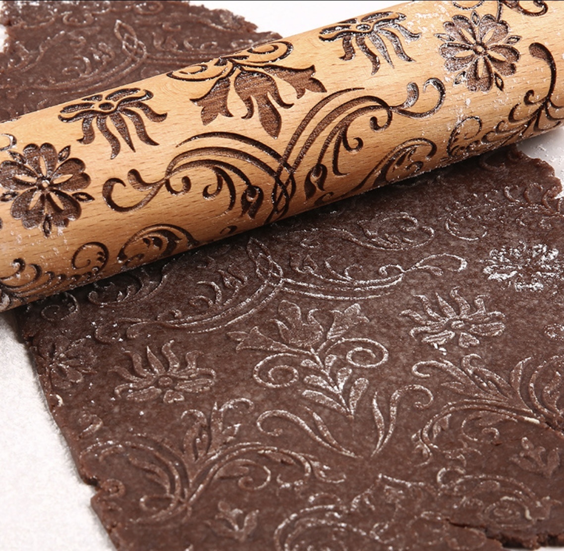 Custom Bamboo Eco-Friendly Rolling Pin Christmas Embossed Retro Print for Pastry Crafting Kitchen Tools