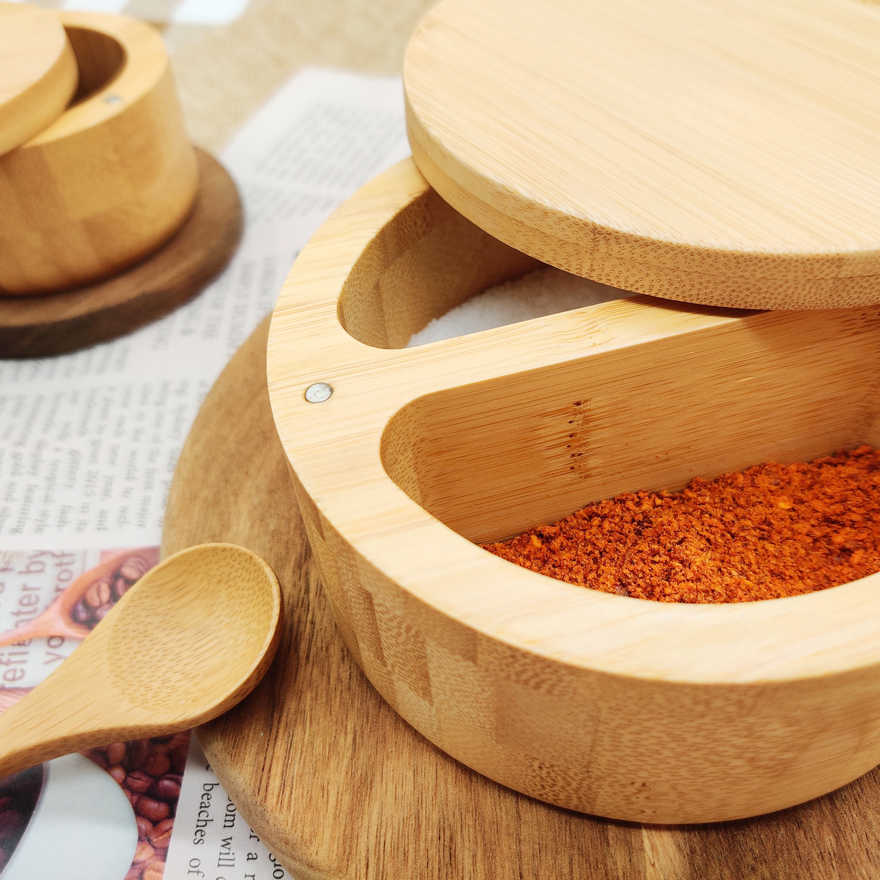 Kitchen Salt Pepper Spice Cellars Storage Container with Swivel Magnetic Lid Bamboo Seasonings Box