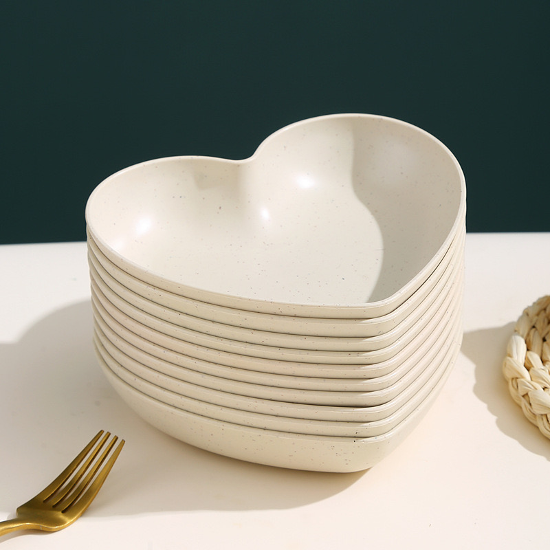 Customized 6-Inch Heart-Shaped Bamboo Fiber Salad Bowl Dishwasher Safe Cute Design for Valentine's Day Parties and Gifts